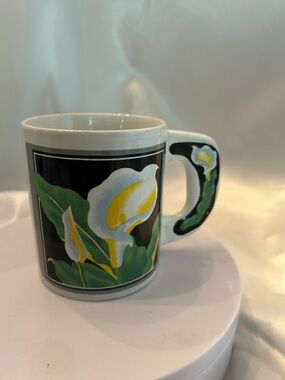 Calla Lily Ceramic Mug with Floral Handle - Black, Green & White